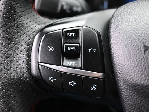 Certified 2025 Ford Escape ST-Line AWD/4WD image 18