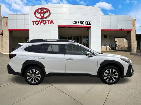 Used 2025 Subaru Outback Touring XT w/ Popular Package #2 AWD/4WD image 4