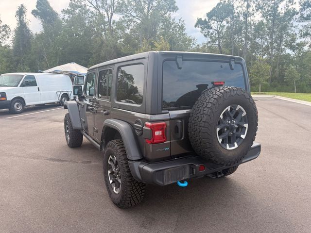 Used 2024 Jeep Wrangler Unlimited Rubicon 4xe AWD/4WD image 17