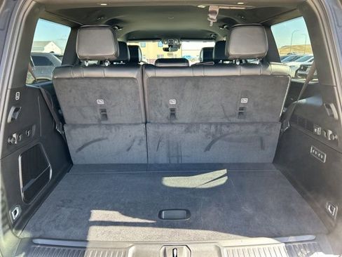 New 2026 Jeep Grand Wagoneer Limited AWD/4WD image 9