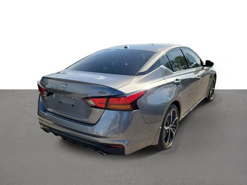 Certified 2024 Nissan Altima 2.5 SR FWD image 3