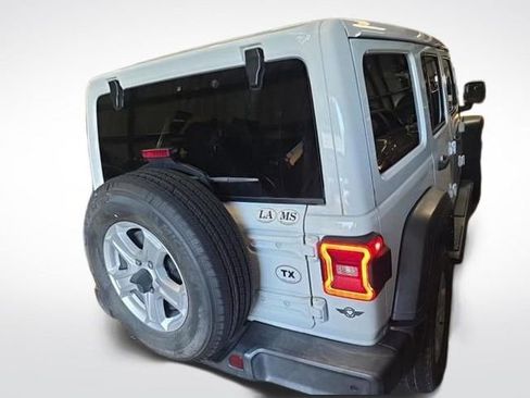 Used 2021 Jeep Wrangler Unlimited Sport w/ Sun And Sound Package AWD/4WD image 5