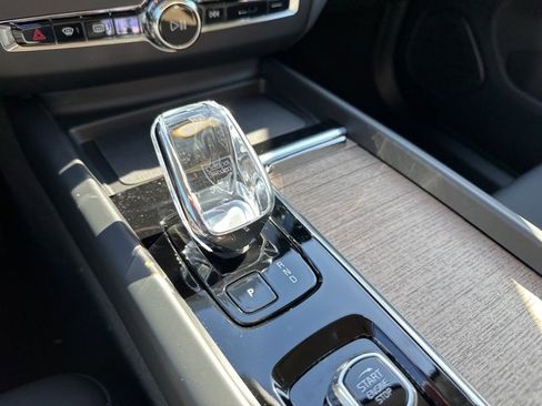 New 2026 Volvo XC60 B5 Plus w/ Protection Package Premier image 14