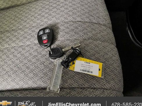 Certified 2025 Chevrolet Express 3500 LT w/ LT Preferred Equipment Group RWD image 20