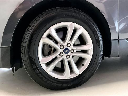 Used 2020 Ford Edge SEL image 8