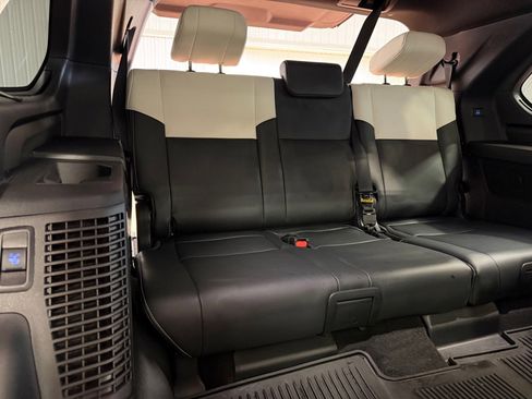 Used 2023 Toyota Sequoia Capstone image 29