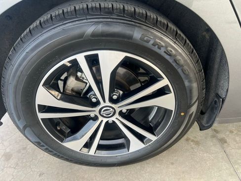 Used 2023 Nissan Sentra SV image 26