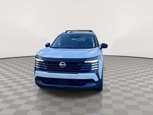 New 2026 Nissan Kicks SR w/ Cold Weather Package AWD/4WD image 4