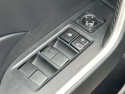 Used 2021 Toyota RAV4 XLE FWD image 26