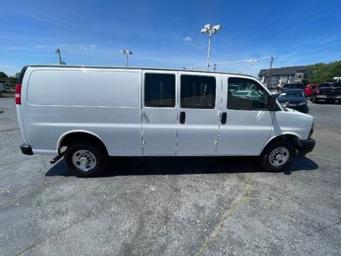 Used 2021 Chevrolet Express 2500 Extended w/ Communications Package RWD image 11