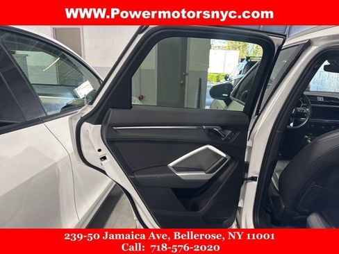 Used 2023 Audi Q3 2.0T Premium image 23