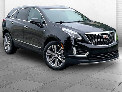 Used 2025 Cadillac XT5 Premium Luxury w/ Technology Package AWD/4WD image 1