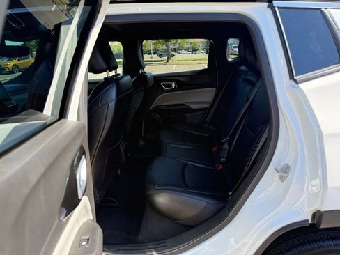 Used 2024 Jeep Compass Limited AWD/4WD image 29
