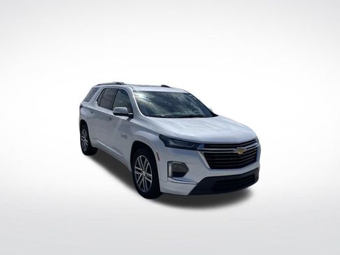 Used 2023 Chevrolet Traverse High Country FWD image 7