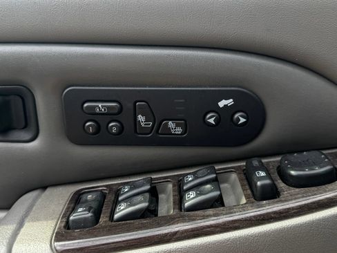 Used 2006 GMC Yukon XL Denali AWD/4WD image 12