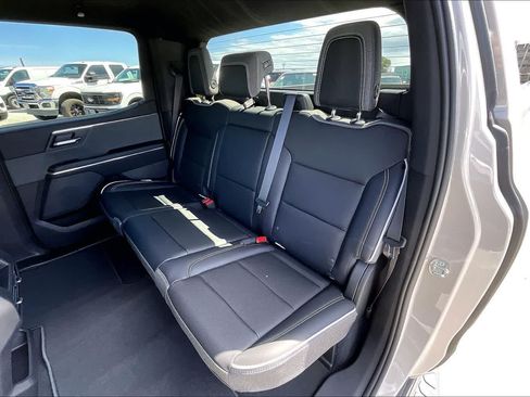 Used 2026 GMC Sierra EV Elevation AWD/4WD image 29