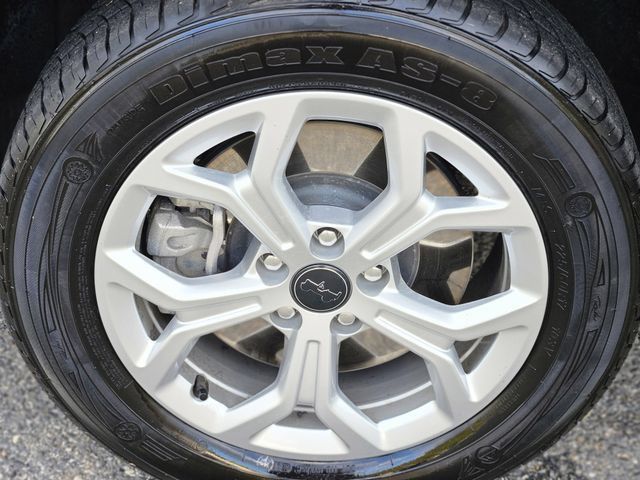 Used 2025 Jeep Compass Latitude AWD/4WD image 10