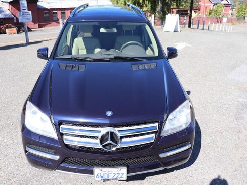 Used 2012 Mercedes-Benz GL 450 4MATIC image 2