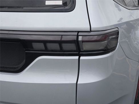 New 2026 Jeep Grand Wagoneer Limited image 13