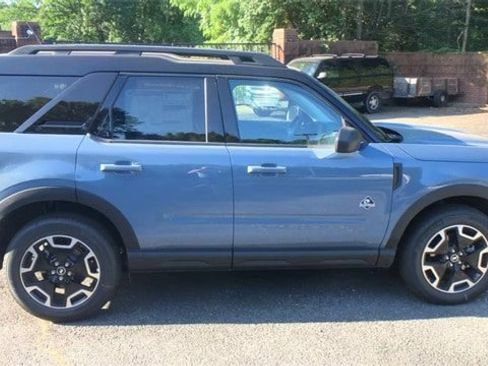 Used 2024 Ford Bronco Sport Outer Banks AWD/4WD image 9