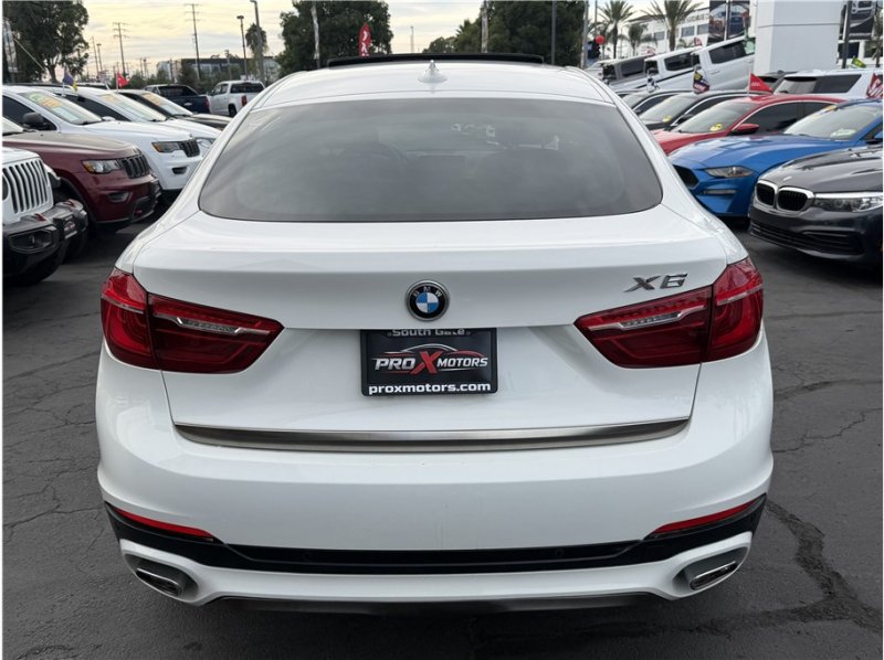 Used 2019 BMW X6 sDrive35i w/ Convenience Package RWD image 11