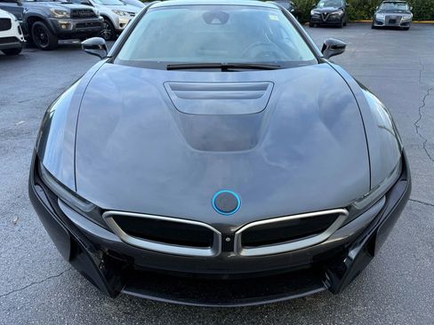 Used 2019 BMW i8 Coupe image 10