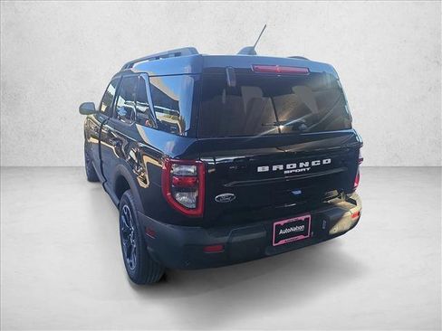 New 2025 Ford Bronco Sport Outer Banks image 3