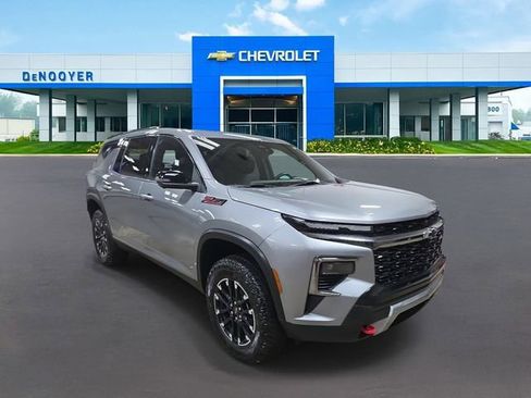 Used 2024 Chevrolet Traverse Z71 w/ LPO, Floor Liner Package image 4