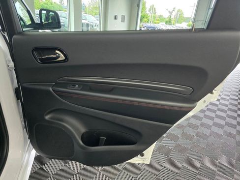 Used 2025 Dodge Durango GT AWD/4WD image 41