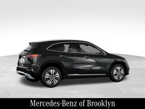 Used 2026 Mercedes-Benz GLA 250 4MATIC image 22