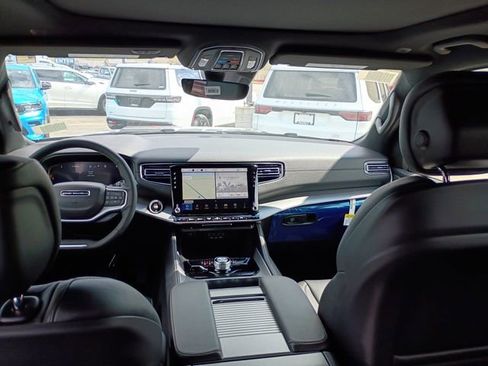 New 2026 Jeep Grand Wagoneer L Limited AWD/4WD image 7