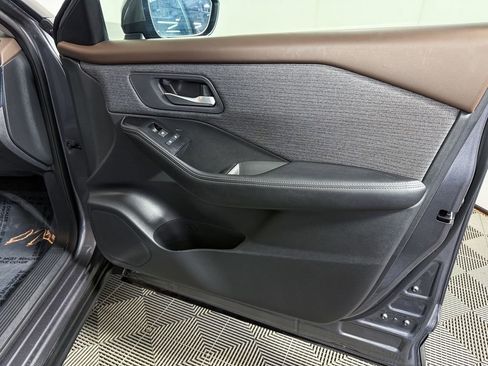 Certified 2023 Nissan Rogue SV image 44