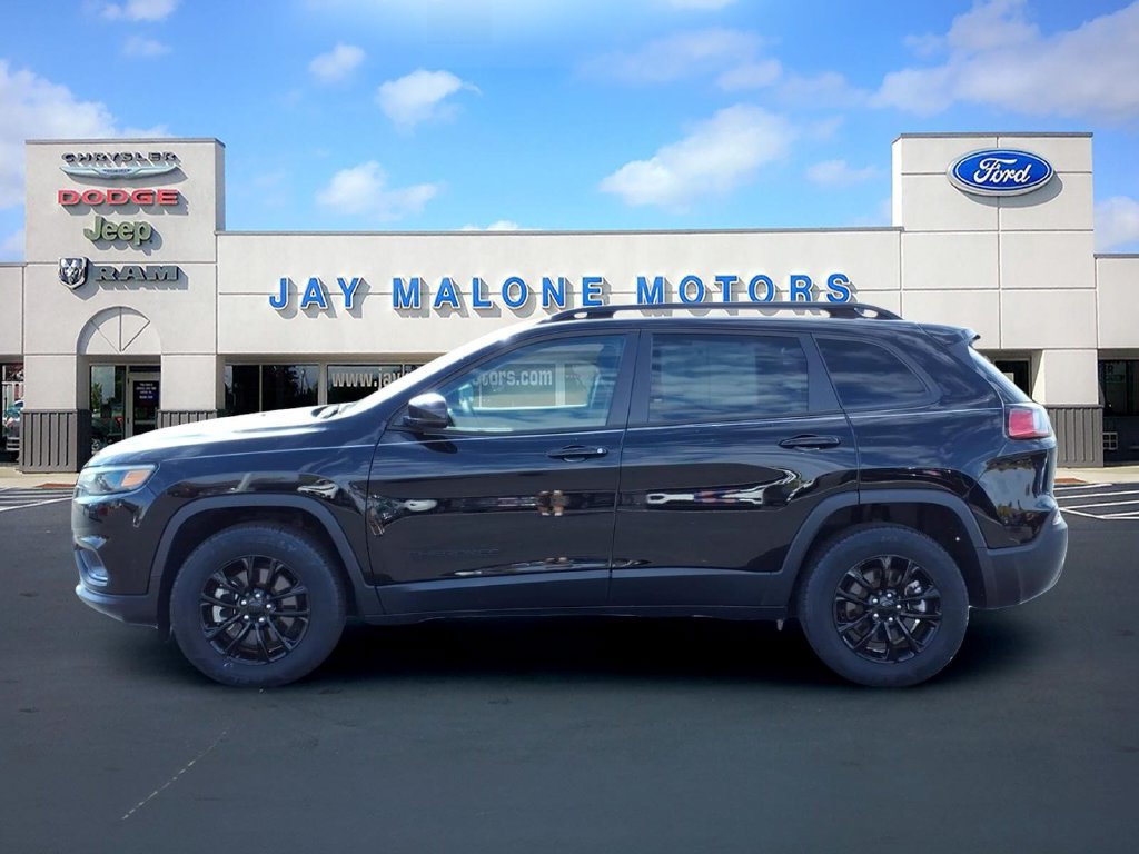 Used 2023 Jeep Cherokee Altitude Lux AWD/4WD image 5