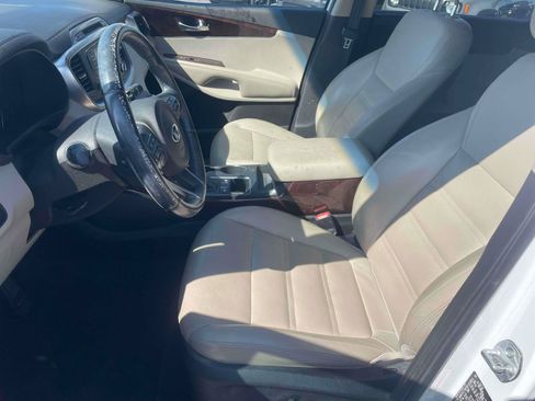 Used 2016 Kia Sorento EX w/ EX Premium Package FWD image 14