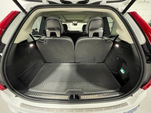 Used 2024 Volvo XC90 B5 Plus w/ Protection Package Premier image 14