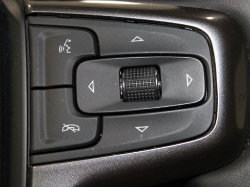 Used 2023 Chevrolet Silverado 1500 High Country w/ Technology Package AWD/4WD image 28