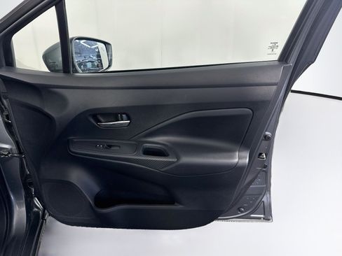 Used 2024 Nissan Versa SV FWD image 30