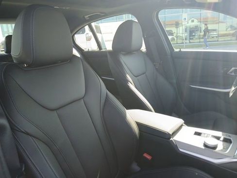 New 2025 BMW 330i Sedan w/ M Sport Package image 21