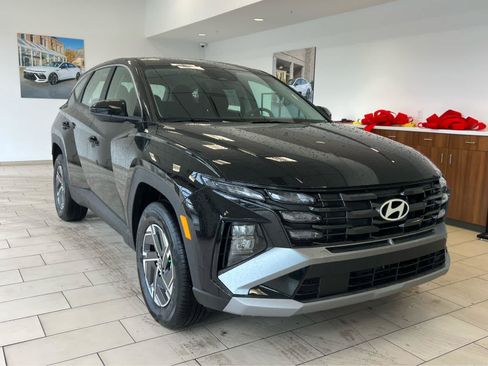 New 2026 Hyundai Tucson Blue SE AWD/4WD image 4