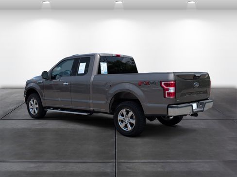 Used 2018 Ford F150 XLT w/ Equipment Group 301A Mid AWD/4WD image 3
