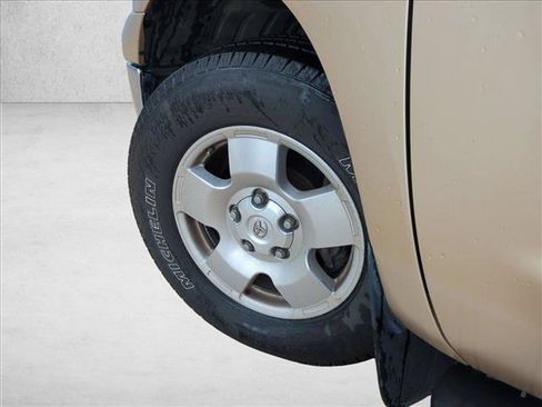 Used 2010 Toyota Tundra 2WD Double Cab image 10