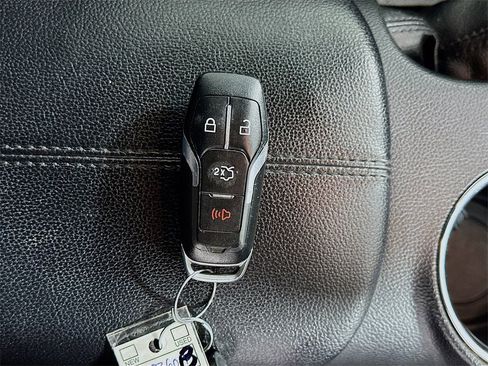 Used 2016 Ford Mustang GT image 35