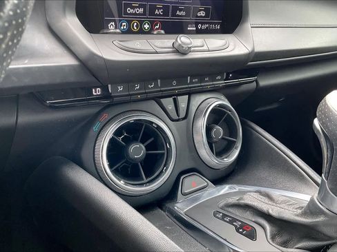 Used 2020 Chevrolet Camaro SS RWD image 32