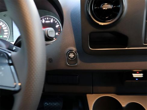 New 2026 Mercedes-Benz Sprinter 144 Cargo image 18