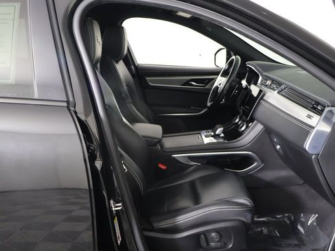 Used 2024 Jaguar F-PACE R-Dynamic S image 29