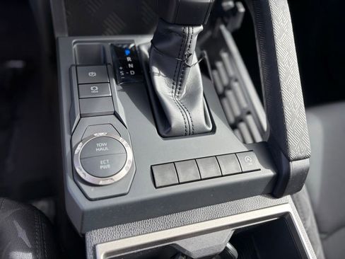 New 2026 Toyota Tacoma SR5 RWD image 27