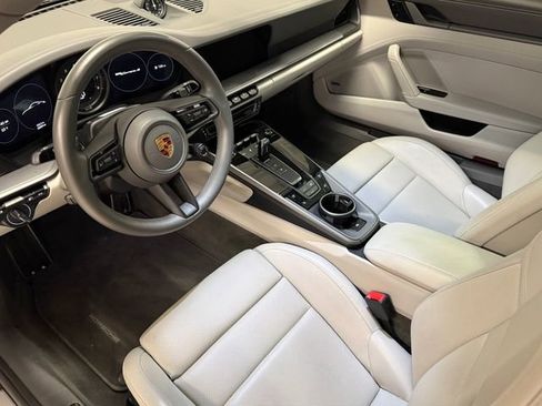 Certified 2020 Porsche 911 Carrera S image 4