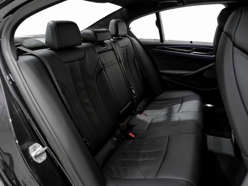 Used 2022 BMW M5 w/ Executive Package image 34