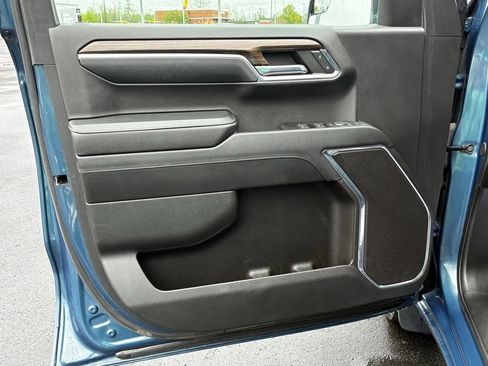 Used 2024 Chevrolet Silverado 1500 LT AWD/4WD image 6