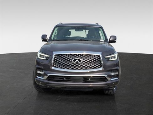 Used 2024 INFINITI QX80 Luxe image 2